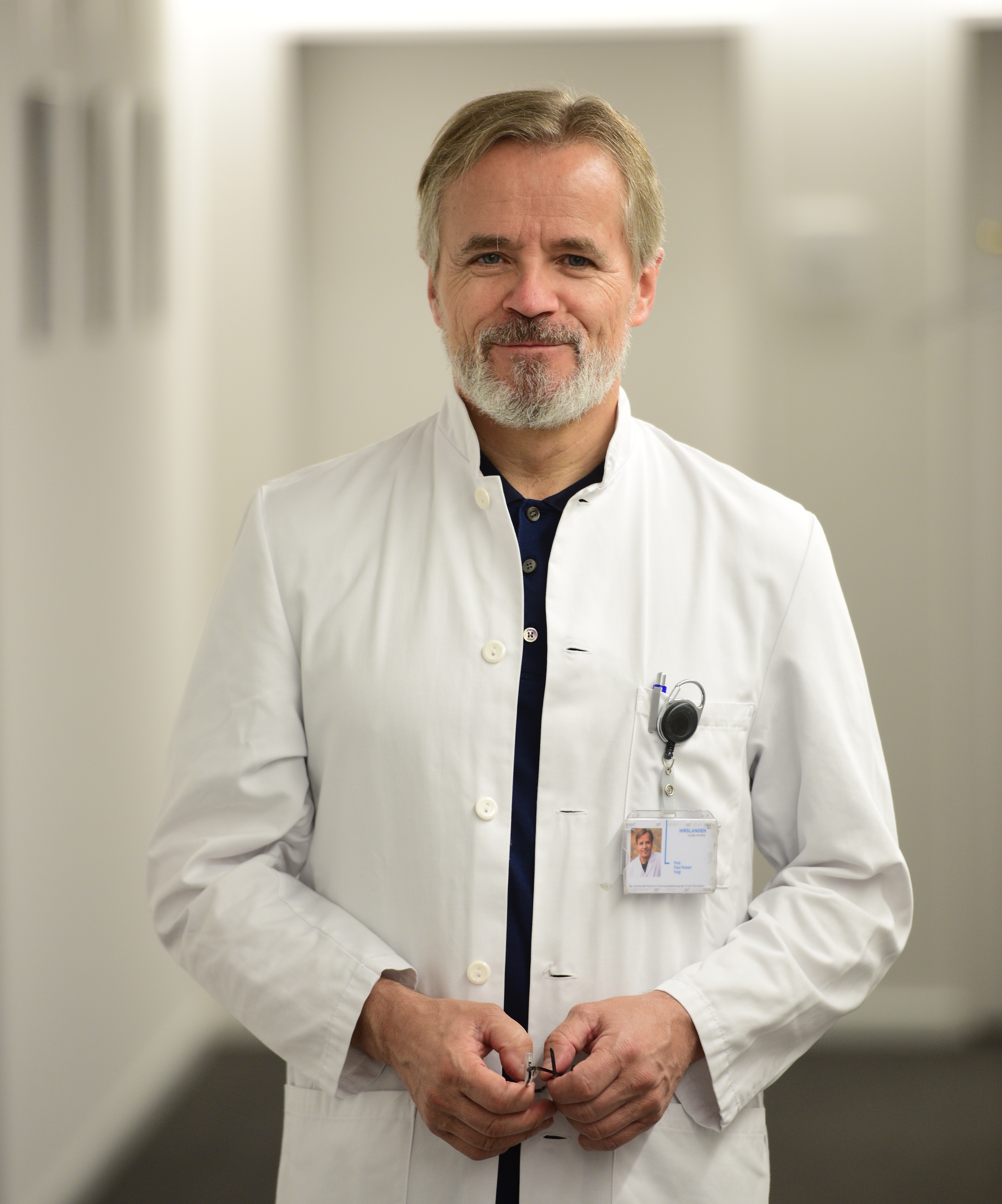 Prof. Dr. med. Dr. h.c. Robert Paul Vogt - Facharzt für Herz- und Gefässchirurgie